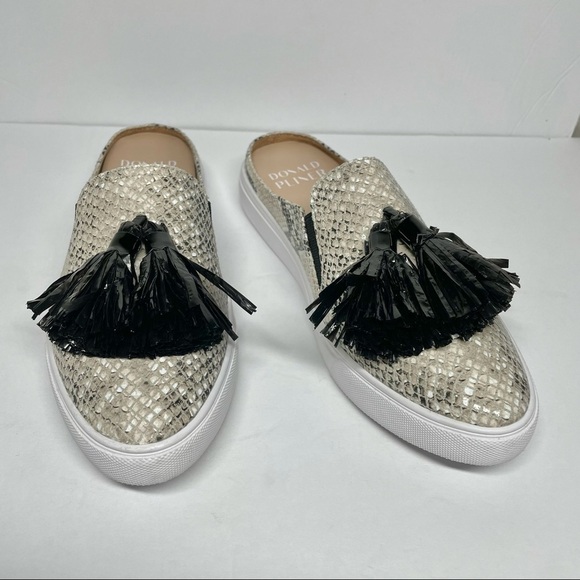 Donald J. Pliner Pauly Snake Tassel Slip Mule - Picture 4 of 11